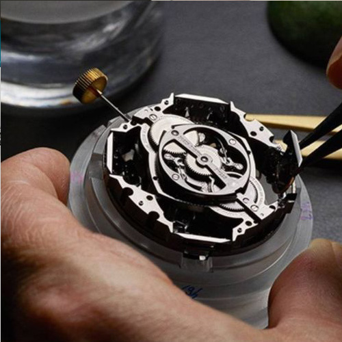 手表维修服务地址-江诗丹顿手表...